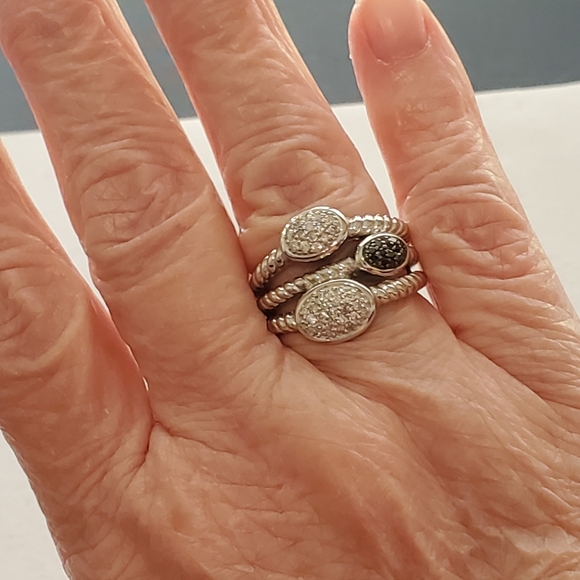 White & Black Diamond 925 Sterling Ring ⬇️PRICE DROP - Picture 12 of 15